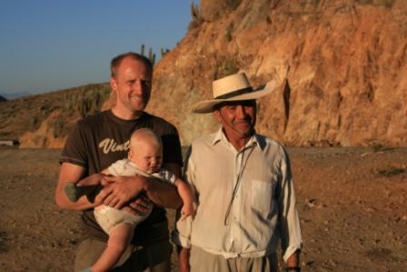 Haben uns gut verstanden, aber nicht unterhalten knnen. Das Spanisch war einfach zu ausgewaschen...